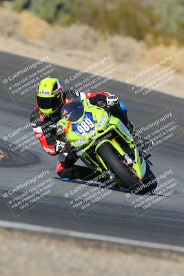 media/Dec-18-2022-SoCal Trackdays (Sun) [[8099a50955]]/Turn 10 (140pm)/